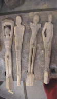 4 Stehlen Holz 30 cm